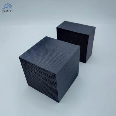 좋은 가격 산업 공정에서 석탄 기반 활성 탄소 꿀집 700mg/g 온라인으로